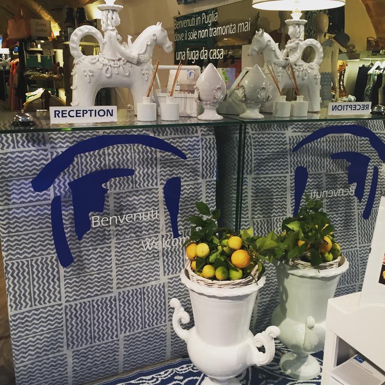 トラーニ Portadamare Bed & Breakfast エクステリア 写真