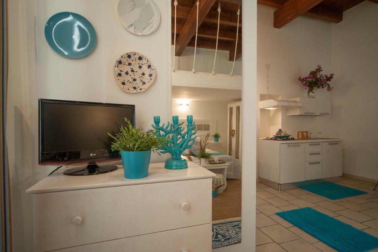 トラーニ Portadamare Bed & Breakfast エクステリア 写真