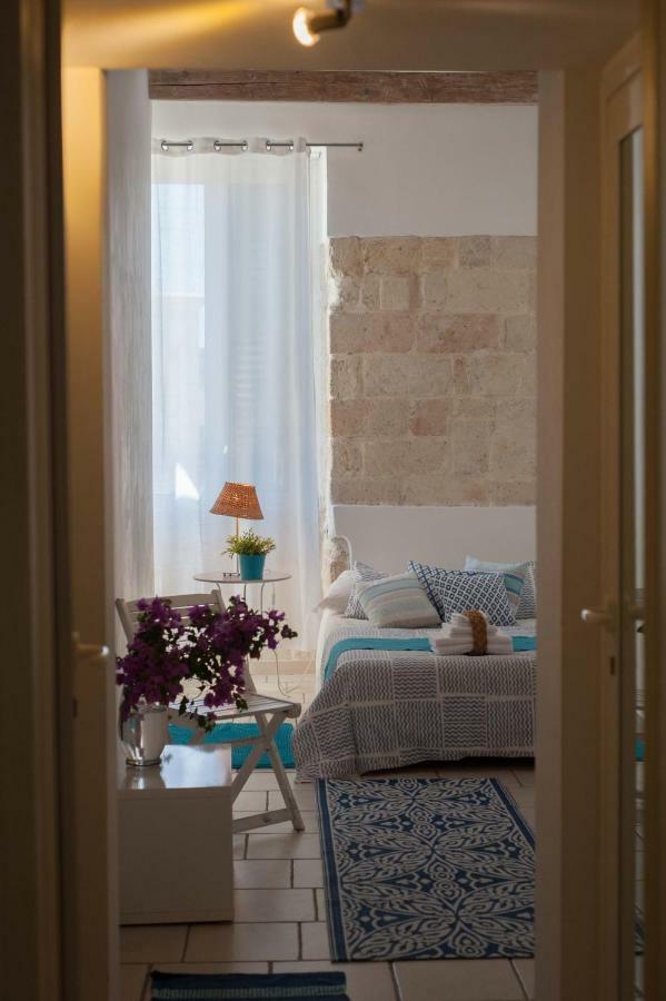 トラーニ Portadamare Bed & Breakfast エクステリア 写真