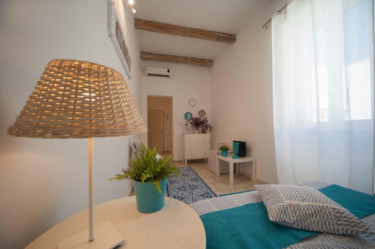 トラーニ Portadamare Bed & Breakfast エクステリア 写真