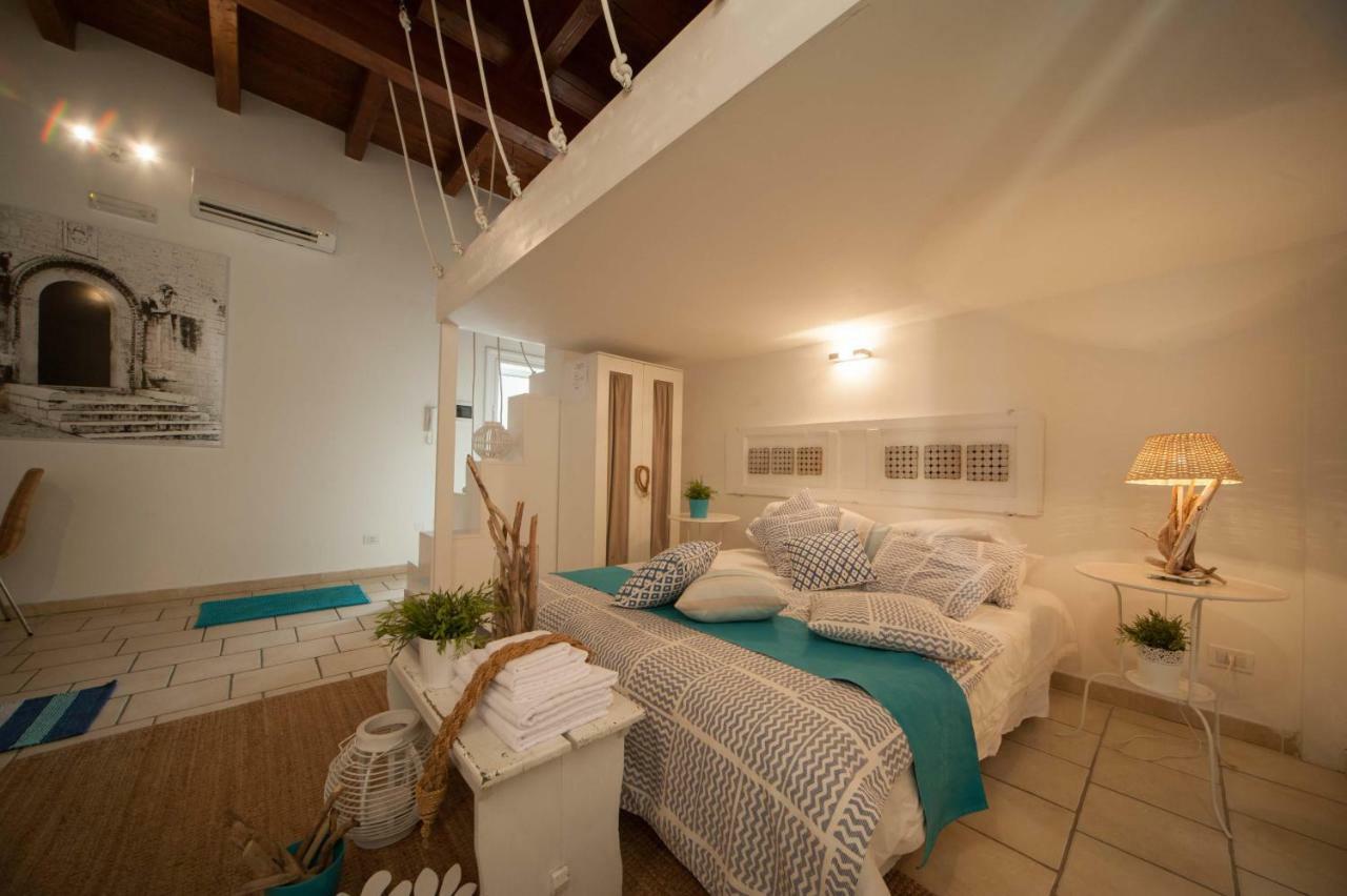 トラーニ Portadamare Bed & Breakfast エクステリア 写真