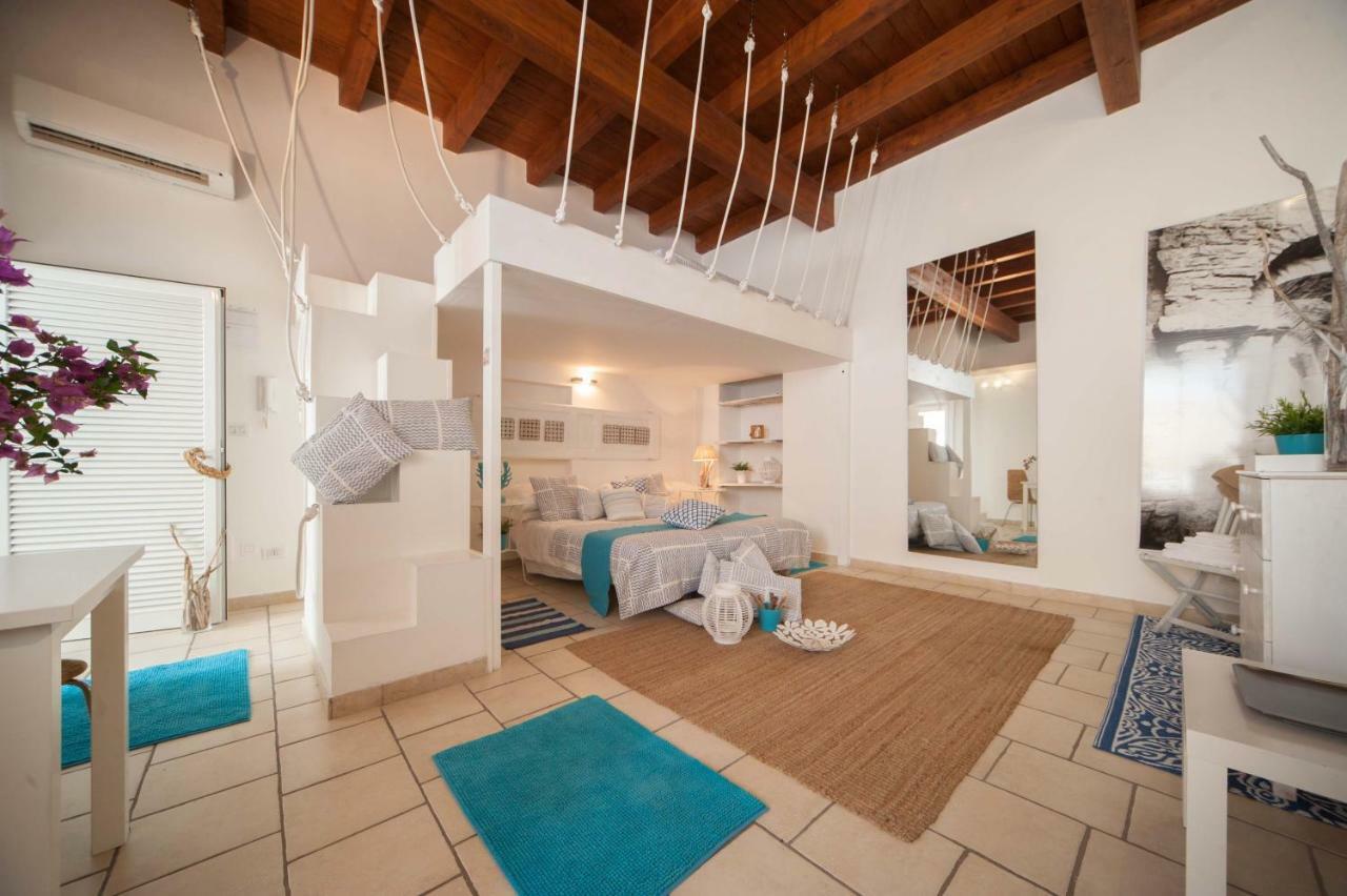 トラーニ Portadamare Bed & Breakfast エクステリア 写真