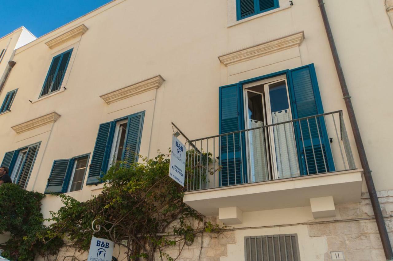 トラーニ Portadamare Bed & Breakfast エクステリア 写真